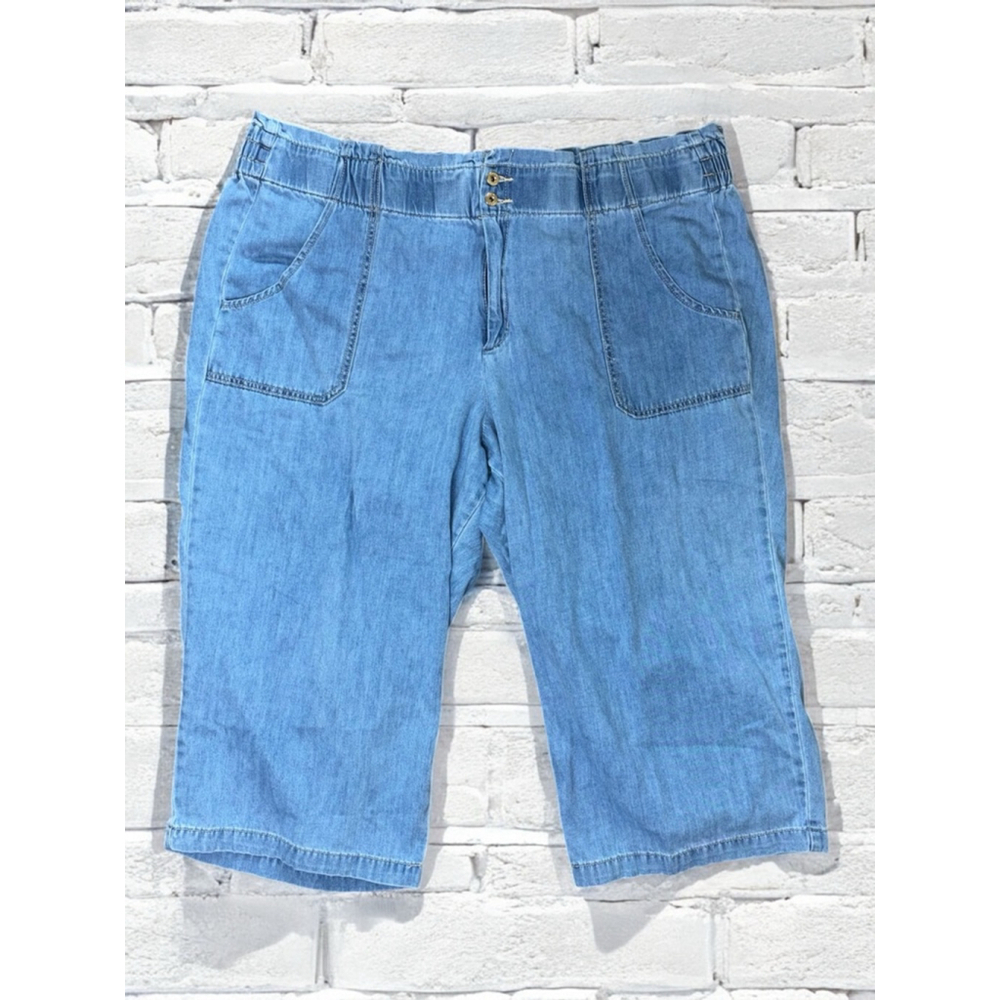 Torrid Women's Size 22 “Feel The Fit” Plus Size Light Wash Denim Wide Leg Jeans